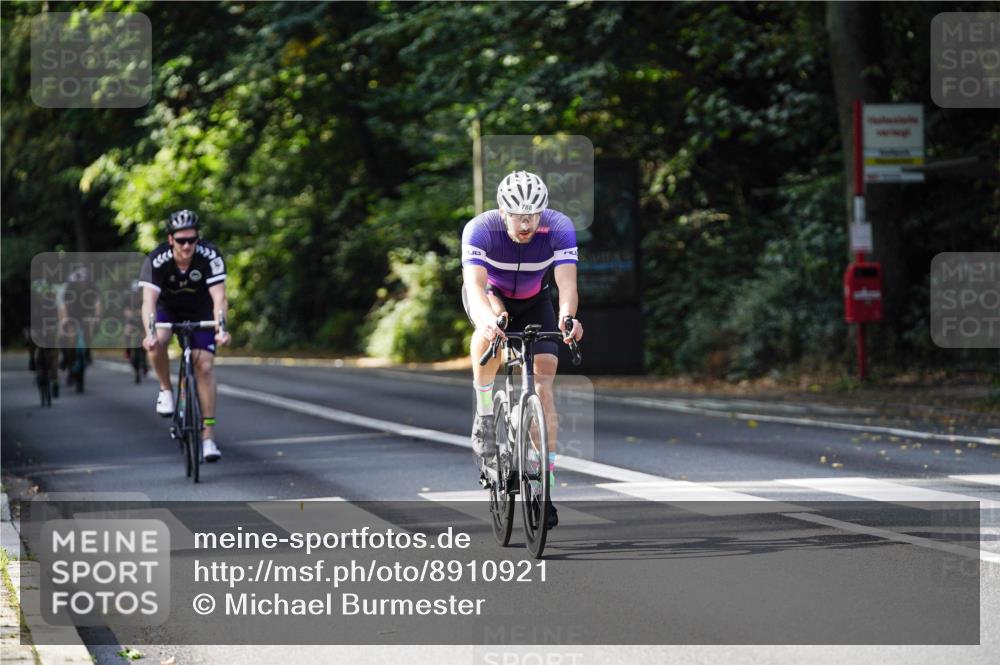 14.09.2025 - Stadtparktriathlon Michael Burmester http://msf.ph/oto/8910921 14.09.2025 10:56:42 Radfahren 697, 746, 755, 771, 774, 776, 788, 807, 811, 849, 914 meine-sportfotos.de