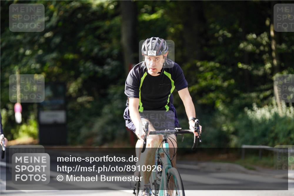 14.09.2025 - Stadtparktriathlon Michael Burmester http://msf.ph/oto/8910926 14.09.2025 10:56:47 Radfahren 697, 746, 755, 764, 767, 771, 776, 783, 788, 796, 807, 811, 817, 914 meine-sportfotos.de