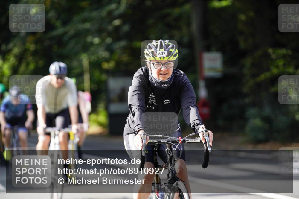 14.09.2025 - Stadtparktriathlon Michael Burmester http://msf.ph/oto/8910927 14.09.2025 10:56:48 Radfahren 697, 746, 755, 764, 767, 771, 776, 783, 788, 796, 807, 811, 817, 914 meine-sportfotos.de