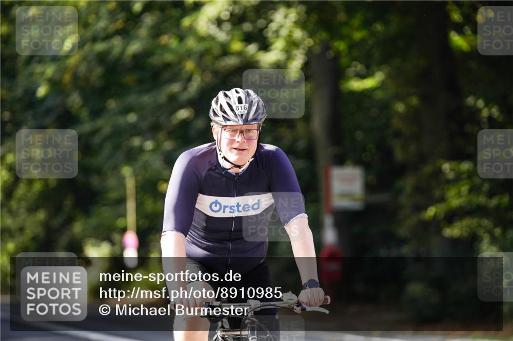 14.09.2025 - Stadtparktriathlon Michael Burmester http://msf.ph/oto/8910985 14.09.2025 10:58:02 Radfahren 637, 791, 816, 826, 836, 853 meine-sportfotos.de