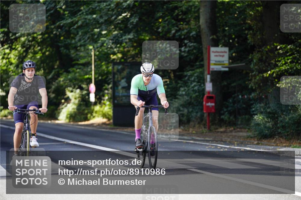 14.09.2025 - Stadtparktriathlon Michael Burmester http://msf.ph/oto/8910986 14.09.2025 10:58:07 Radfahren 791, 816, 826 meine-sportfotos.de