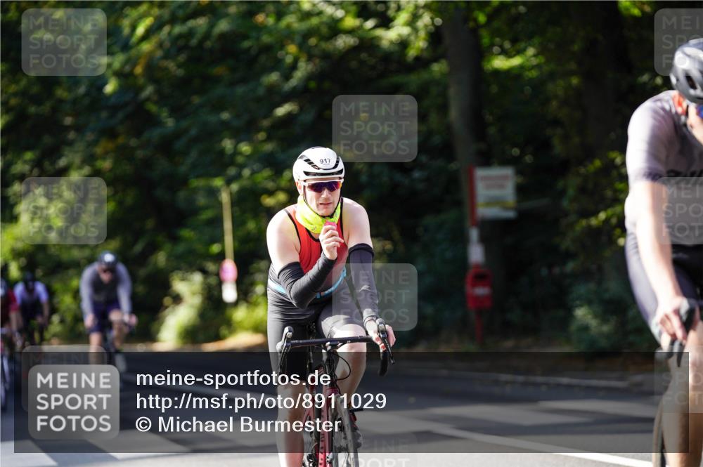 14.09.2025 - Stadtparktriathlon Michael Burmester http://msf.ph/oto/8911029 14.09.2025 10:59:00 Radfahren 712, 727, 739, 743, 750, 759, 799, 804, 862, 873, 882, 917 meine-sportfotos.de