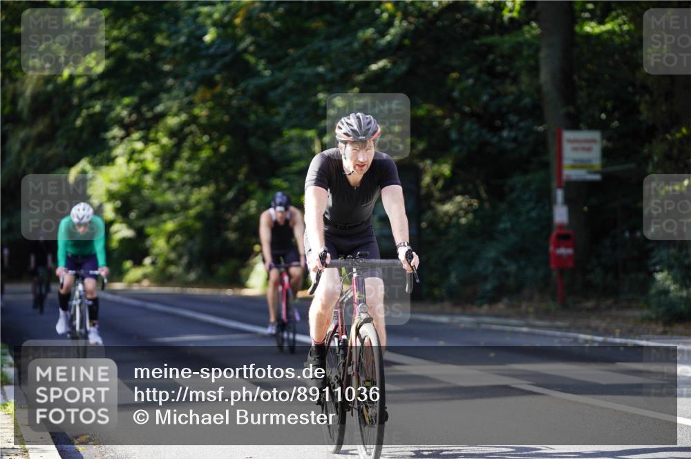 14.09.2025 - Stadtparktriathlon Michael Burmester http://msf.ph/oto/8911036 14.09.2025 10:59:05 Radfahren 683, 727, 739, 743, 759, 799, 804, 862, 873, 882, 917, 920 meine-sportfotos.de
