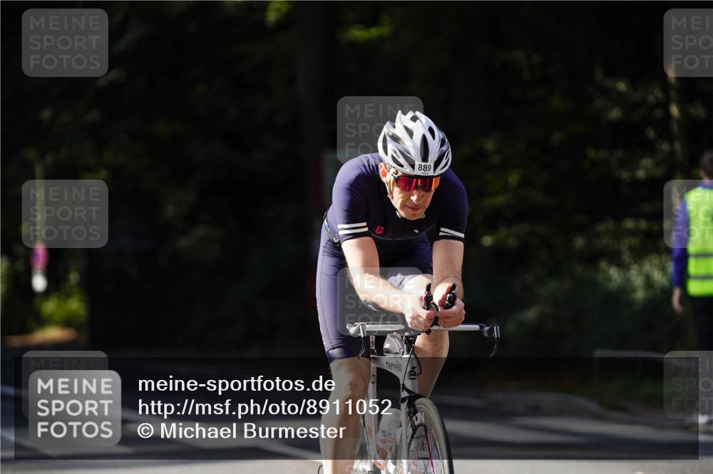 14.09.2025 - Stadtparktriathlon Michael Burmester http://msf.ph/oto/8911052 14.09.2025 10:59:24 Radfahren 748, 752, 775, 800, 813, 886, 889 meine-sportfotos.de