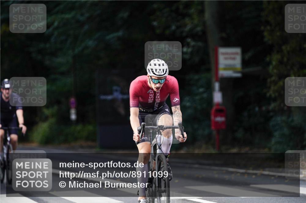 14.09.2025 - Stadtparktriathlon Michael Burmester http://msf.ph/oto/8911099 14.09.2025 11:00:47 Radfahren 716, 724, 730, 735, 793, 805, 865, 870, 918 meine-sportfotos.de