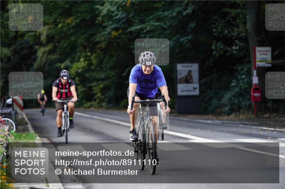 14.09.2025 - Stadtparktriathlon Michael Burmester http://msf.ph/oto/8911110 14.09.2025 11:01:01 Radfahren 797, 825, 843, 892, 895 meine-sportfotos.de