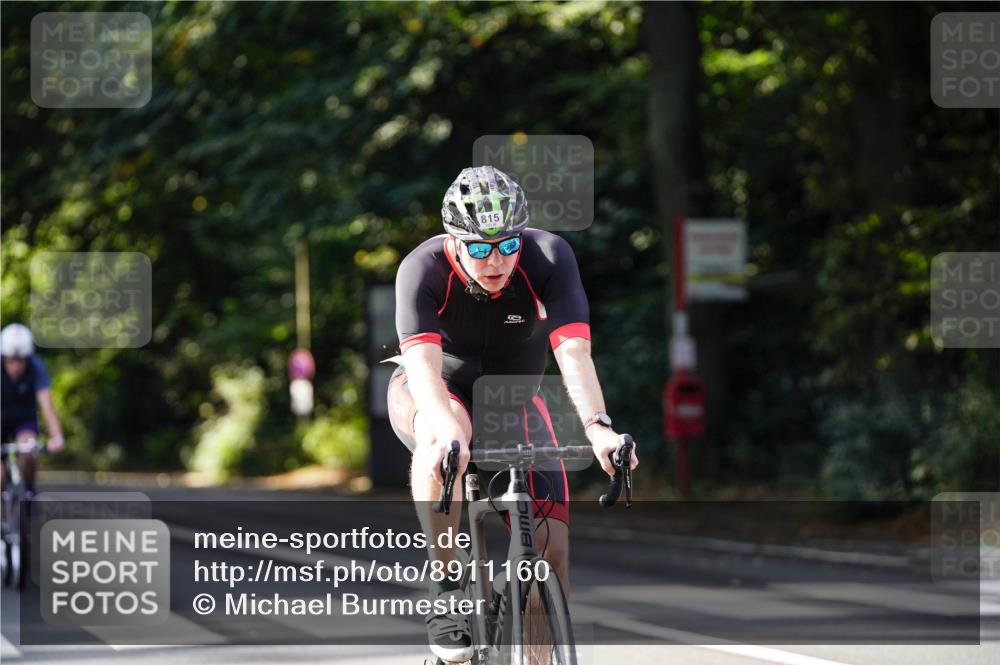14.09.2025 - Stadtparktriathlon Michael Burmester http://msf.ph/oto/8911160 14.09.2025 11:01:56 Radfahren 663, 736, 770, 815, 822, 823, 842, 854, 868 meine-sportfotos.de