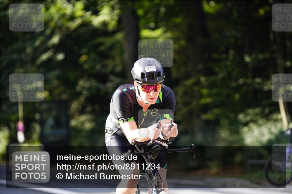 14.09.2025 - Stadtparktriathlon Michael Burmester http://msf.ph/oto/8911234 14.09.2025 11:03:30 Radfahren 657, 668, 764, 782, 783, 811, 817 meine-sportfotos.de