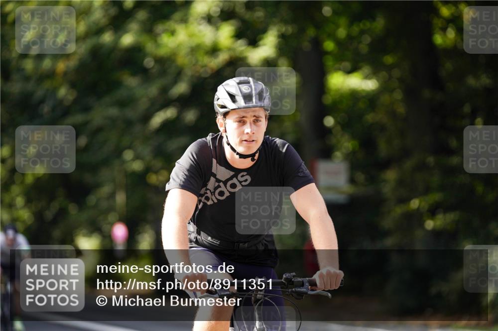 14.09.2025 - Stadtparktriathlon Michael Burmester http://msf.ph/oto/8911351 14.09.2025 11:06:21 Radfahren 791, 800, 873, 889, 917 meine-sportfotos.de