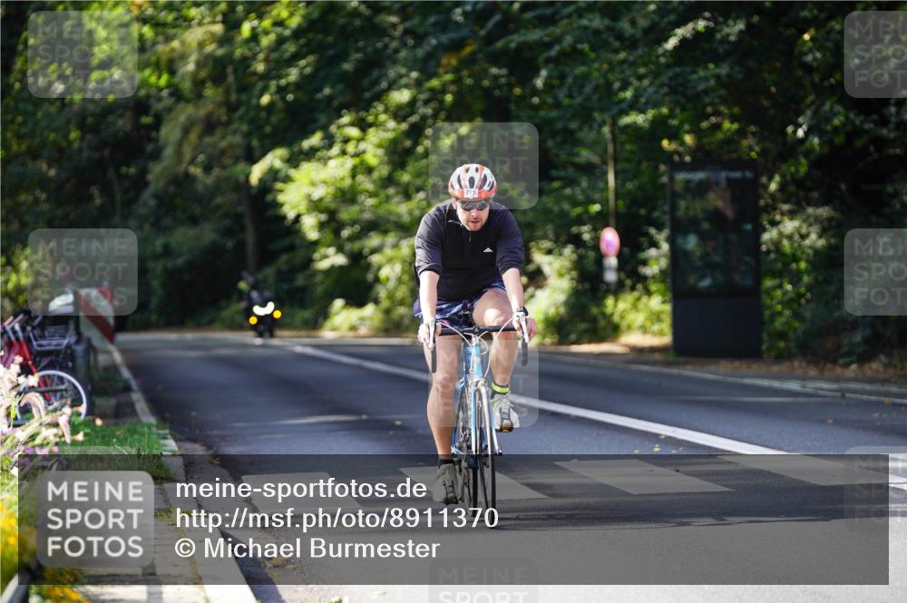 14.09.2025 - Stadtparktriathlon Michael Burmester http://msf.ph/oto/8911370 14.09.2025 11:06:46 Radfahren 775, 862 meine-sportfotos.de