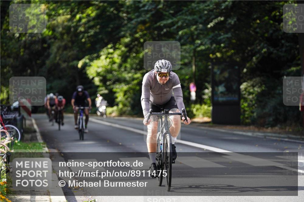 14.09.2025 - Stadtparktriathlon Michael Burmester http://msf.ph/oto/8911475 14.09.2025 11:09:33 Radfahren 724, 729, 736, 780, 790, 815, 831, 851, 900 meine-sportfotos.de