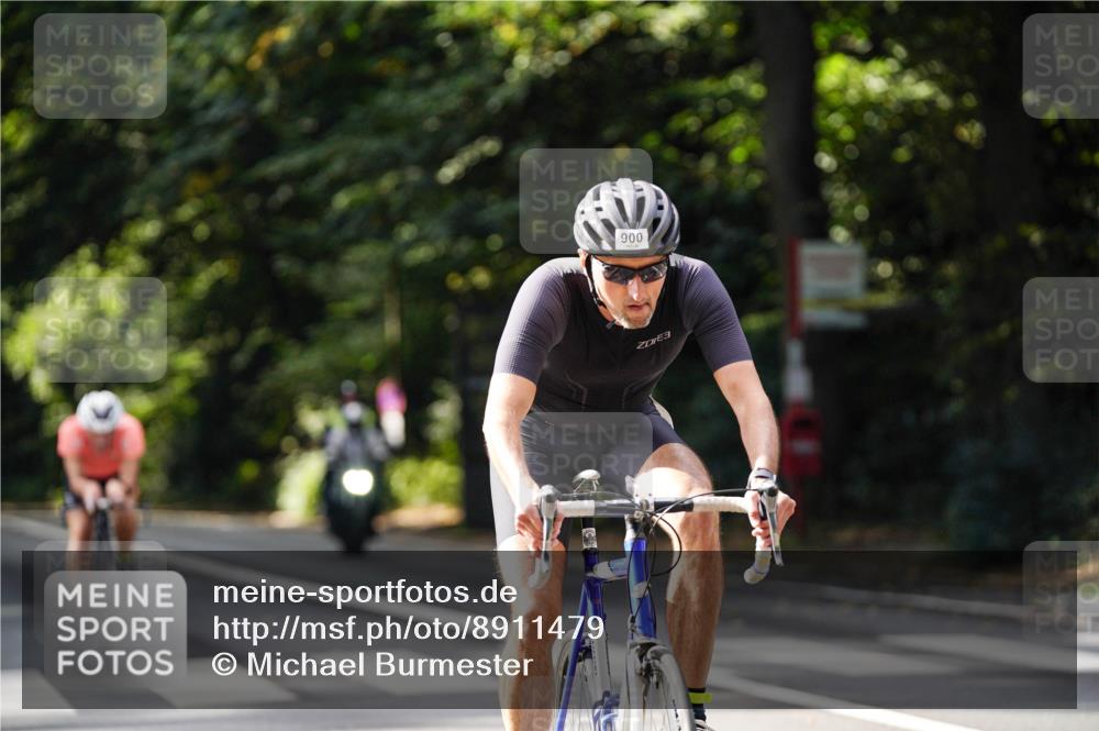 14.09.2025 - Stadtparktriathlon Michael Burmester http://msf.ph/oto/8911479 14.09.2025 11:09:36 Radfahren 724, 729, 736, 780, 790, 831, 851, 900 meine-sportfotos.de