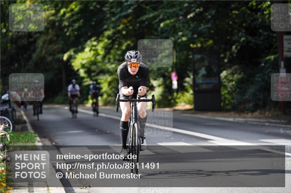 14.09.2025 - Stadtparktriathlon Michael Burmester http://msf.ph/oto/8911491 14.09.2025 11:09:59 Radfahren 779, 797, 849, 888 meine-sportfotos.de