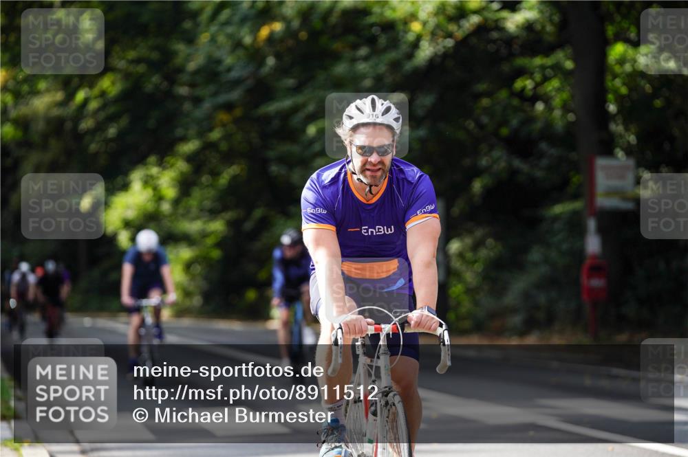 14.09.2025 - Stadtparktriathlon Michael Burmester http://msf.ph/oto/8911512 14.09.2025 11:10:48 Radfahren 761, 854, 890, 909, 916 meine-sportfotos.de