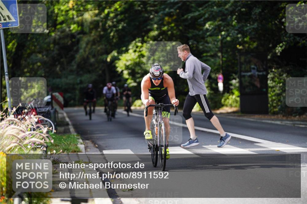 14.09.2025 - Stadtparktriathlon Michael Burmester http://msf.ph/oto/8911592 14.09.2025 11:13:19 Radfahren 776, 827, 828, 857, 861, 891, 897, 973 meine-sportfotos.de