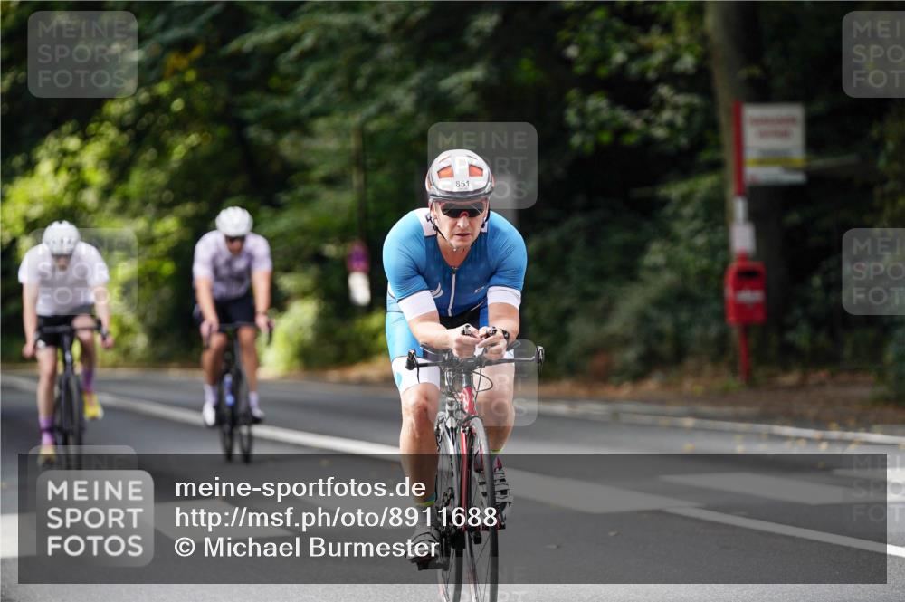 14.09.2025 - Stadtparktriathlon Michael Burmester http://msf.ph/oto/8911688 14.09.2025 11:16:20 Radfahren 655, 808, 831, 851, 876, 895, 943 meine-sportfotos.de