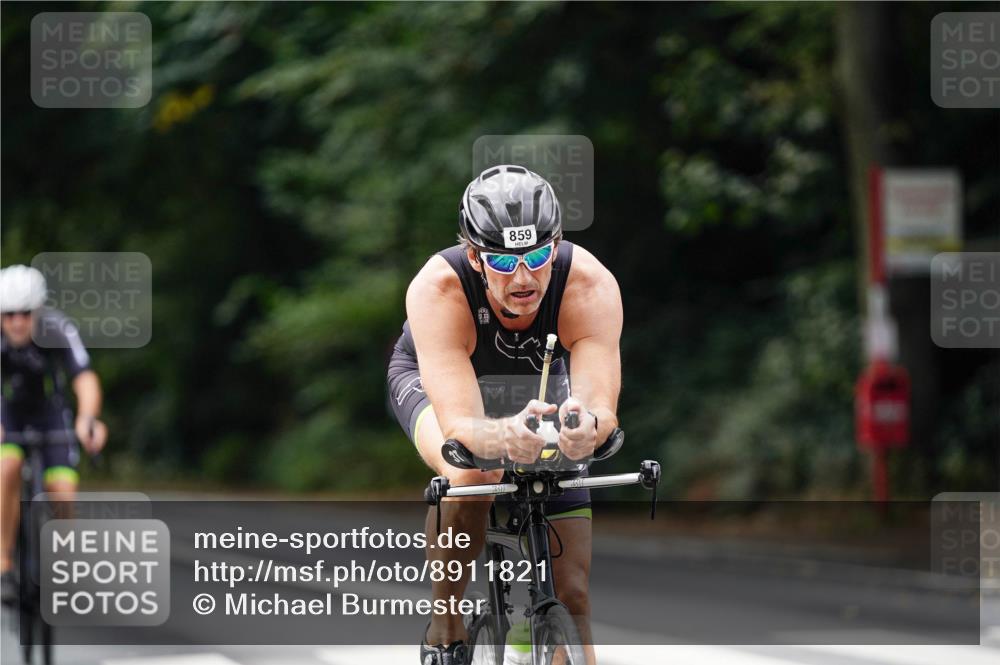 14.09.2025 - Stadtparktriathlon Michael Burmester http://msf.ph/oto/8911821 14.09.2025 11:20:22 Radfahren 772, 853, 859, 865, 872 meine-sportfotos.de