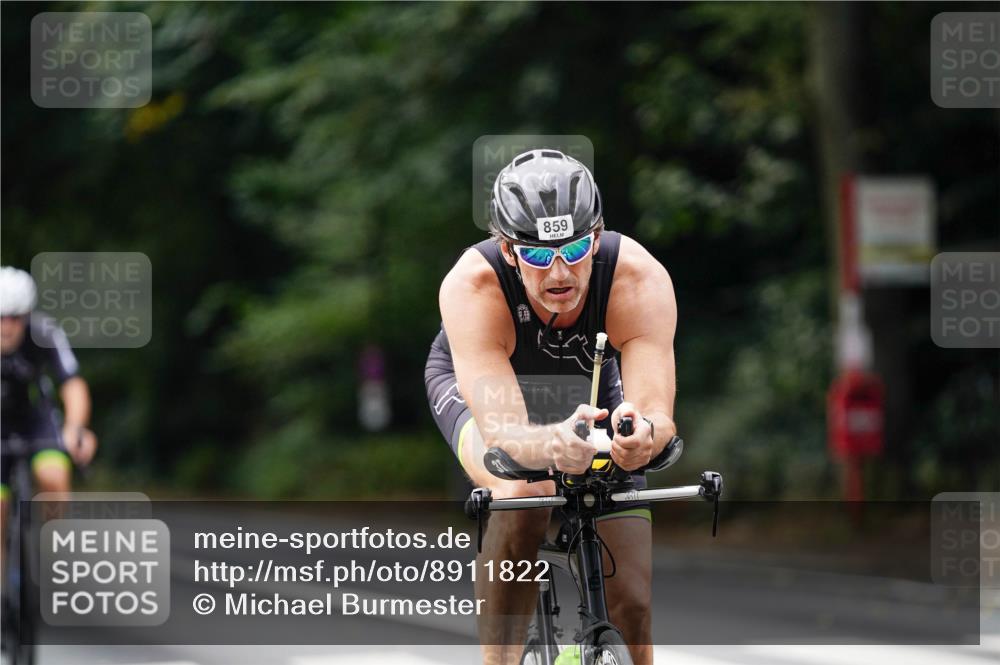 14.09.2025 - Stadtparktriathlon Michael Burmester http://msf.ph/oto/8911822 14.09.2025 11:20:22 Radfahren 772, 853, 859, 865, 872 meine-sportfotos.de