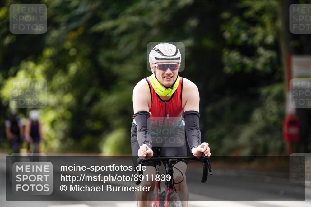 14.09.2025 - Stadtparktriathlon Michael Burmester http://msf.ph/oto/8911839 14.09.2025 11:20:41 Radfahren 838, 848, 861, 889, 897, 917, 938, 941 meine-sportfotos.de
