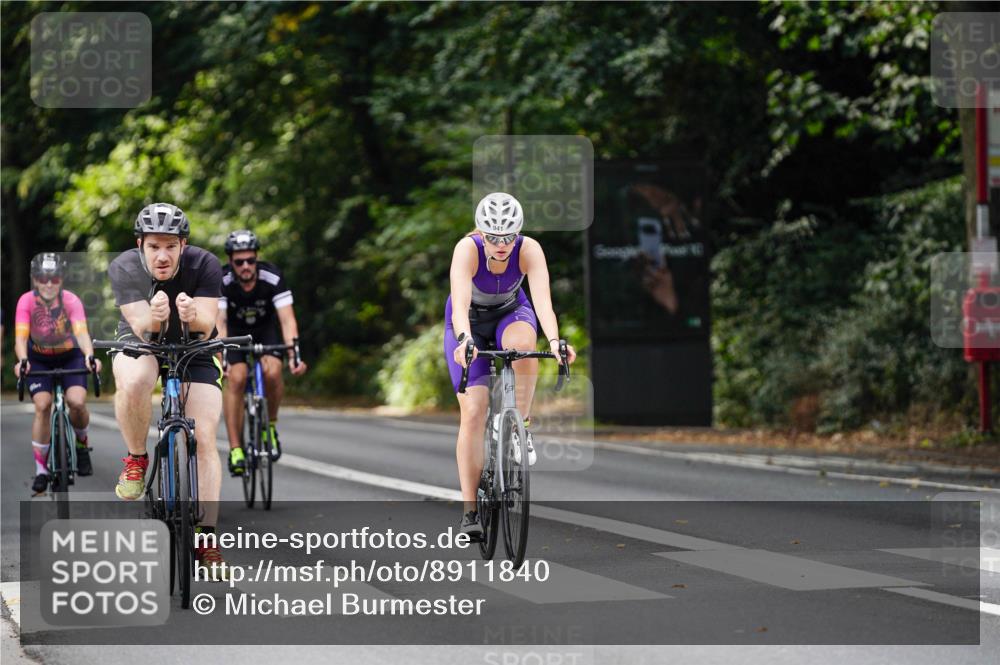 14.09.2025 - Stadtparktriathlon Michael Burmester http://msf.ph/oto/8911840 14.09.2025 11:20:43 Radfahren 838, 848, 861, 889, 897, 917, 938, 941, 989 meine-sportfotos.de