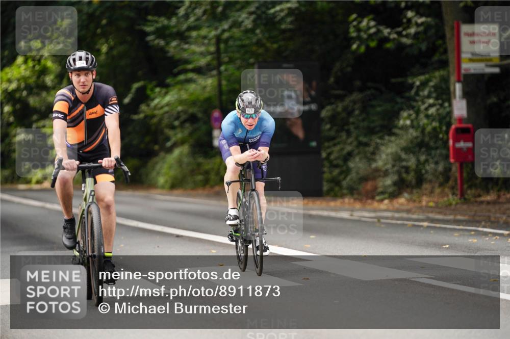 14.09.2025 - Stadtparktriathlon Michael Burmester http://msf.ph/oto/8911873 14.09.2025 11:21:38 Radfahren 734, 871, 891, 927, 955, 960 meine-sportfotos.de