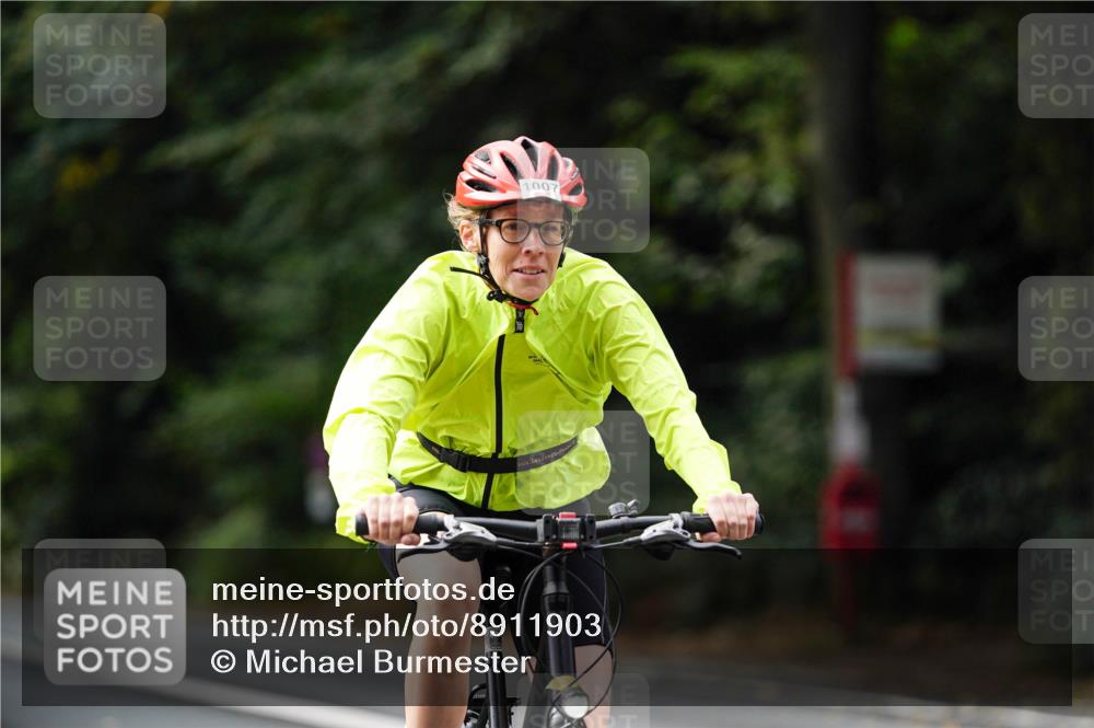 14.09.2025 - Stadtparktriathlon Michael Burmester http://msf.ph/oto/8911903 14.09.2025 11:22:09 Radfahren 842, 855, 929, 939, 952, 964, 972, 1007, 1014, 1017 meine-sportfotos.de