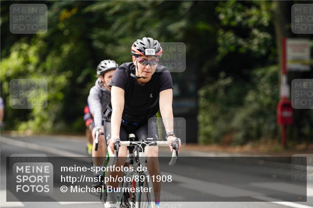 14.09.2025 - Stadtparktriathlon Michael Burmester http://msf.ph/oto/8911908 14.09.2025 11:22:12 Radfahren 842, 855, 929, 939, 952, 964, 972, 1007, 1014, 1017 meine-sportfotos.de