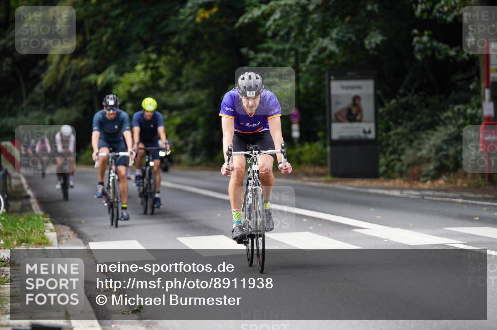 14.09.2025 - Stadtparktriathlon Michael Burmester http://msf.ph/oto/8911938 14.09.2025 11:22:47 Radfahren 862, 870, 875, 921, 957, 958, 998, 1001, 1002 meine-sportfotos.de