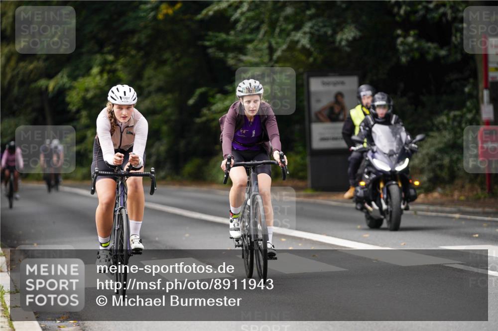 14.09.2025 - Stadtparktriathlon Michael Burmester http://msf.ph/oto/8911943 14.09.2025 11:22:51 Radfahren 831, 862, 870, 875, 918, 921, 974, 1001, 1002 meine-sportfotos.de