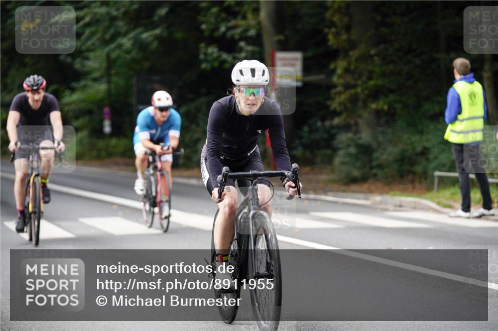 14.09.2025 - Stadtparktriathlon Michael Burmester http://msf.ph/oto/8911955 14.09.2025 11:23:01 Radfahren 829, 831, 851, 882, 918, 920, 948, 963, 974 meine-sportfotos.de