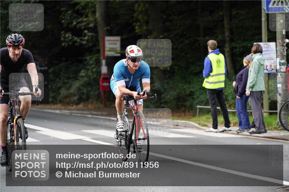 14.09.2025 - Stadtparktriathlon Michael Burmester http://msf.ph/oto/8911956 14.09.2025 11:23:02 Radfahren 829, 831, 851, 882, 918, 920, 948, 963, 974 meine-sportfotos.de