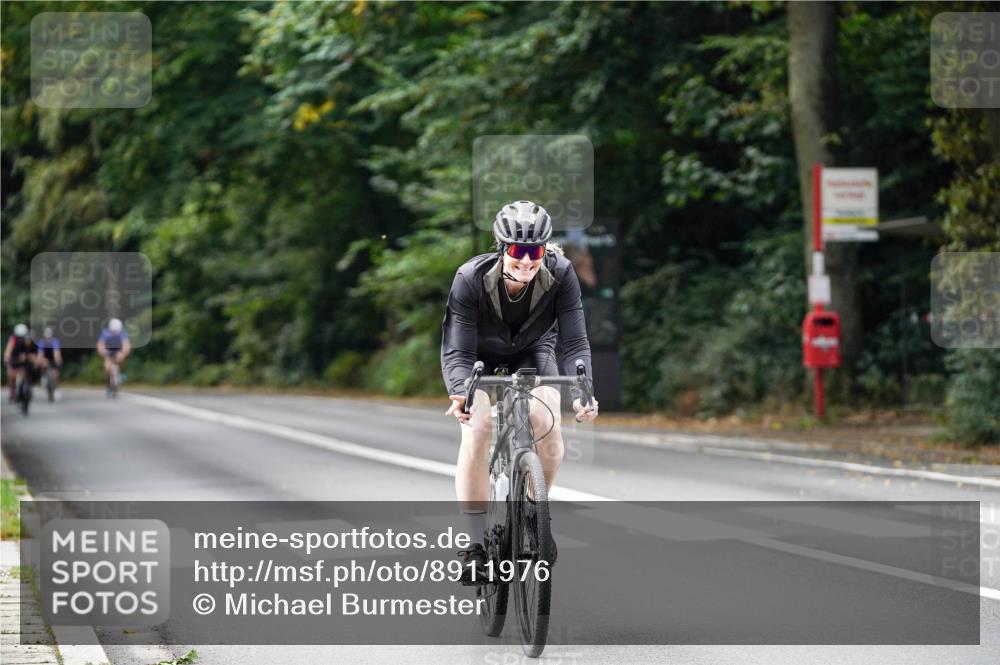 14.09.2025 - Stadtparktriathlon Michael Burmester http://msf.ph/oto/8911976 14.09.2025 11:23:35 Radfahren 849, 858, 888, 966 meine-sportfotos.de
