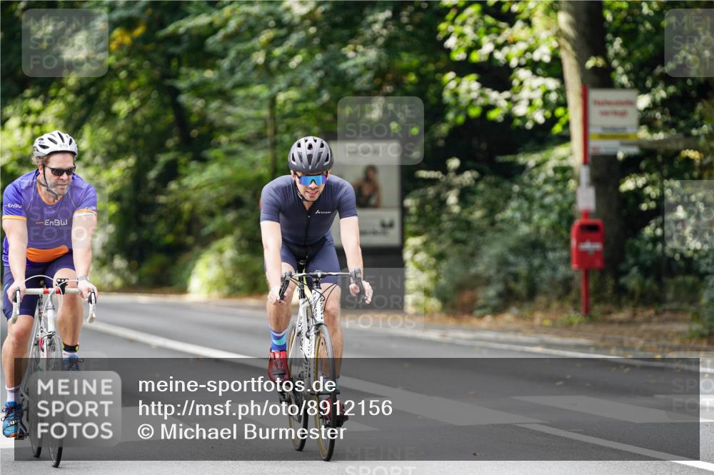 14.09.2025 - Stadtparktriathlon Michael Burmester http://msf.ph/oto/8912156 14.09.2025 11:27:59 Radfahren 848, 853, 890, 897, 916, 941 meine-sportfotos.de