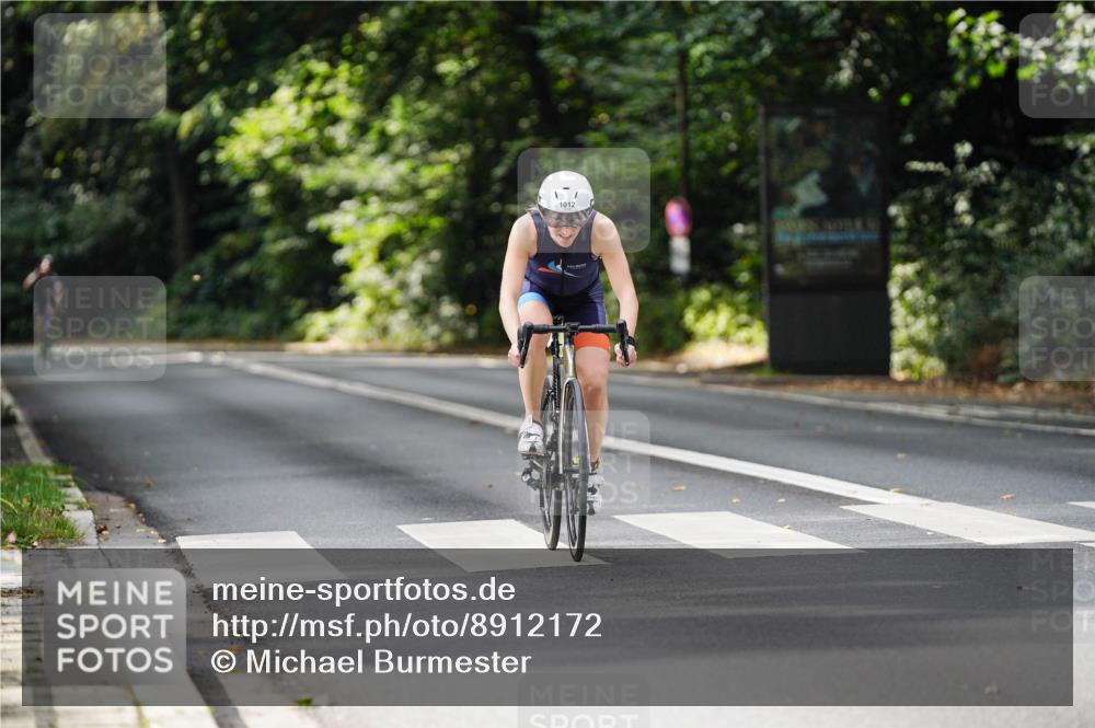14.09.2025 - Stadtparktriathlon Michael Burmester http://msf.ph/oto/8912172 14.09.2025 11:28:18 Radfahren 854, 1012 meine-sportfotos.de