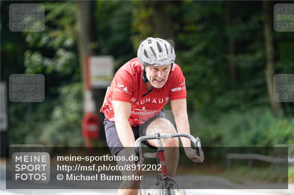14.09.2025 - Stadtparktriathlon Michael Burmester http://msf.ph/oto/8912202 14.09.2025 11:29:47 Radfahren 873, 891, 892, 981 meine-sportfotos.de