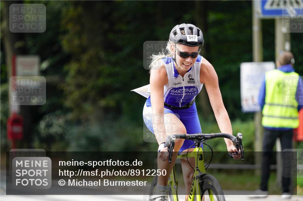 14.09.2025 - Stadtparktriathlon Michael Burmester http://msf.ph/oto/8912250 14.09.2025 11:31:03 Radfahren 862, 920, 929, 957, 964, 987 meine-sportfotos.de