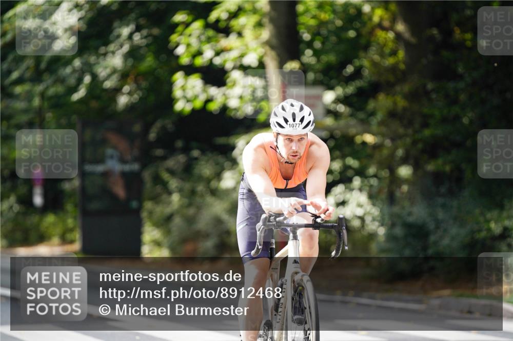 14.09.2025 - Stadtparktriathlon Michael Burmester http://msf.ph/oto/8912468 14.09.2025 11:36:48 Radfahren 916, 938, 973, 982, 1018, 1077, 1083 meine-sportfotos.de