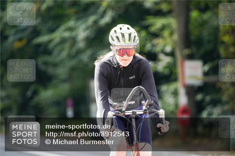 14.09.2025 - Stadtparktriathlon Michael Burmester http://msf.ph/oto/8912543 14.09.2025 11:38:52 Radfahren 855, 1019, 1025, 1047, 1099 meine-sportfotos.de