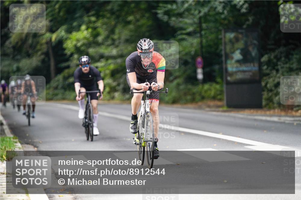 14.09.2025 - Stadtparktriathlon Michael Burmester http://msf.ph/oto/8912544 14.09.2025 11:38:56 Radfahren 855, 998, 1019, 1025, 1086, 1099 meine-sportfotos.de