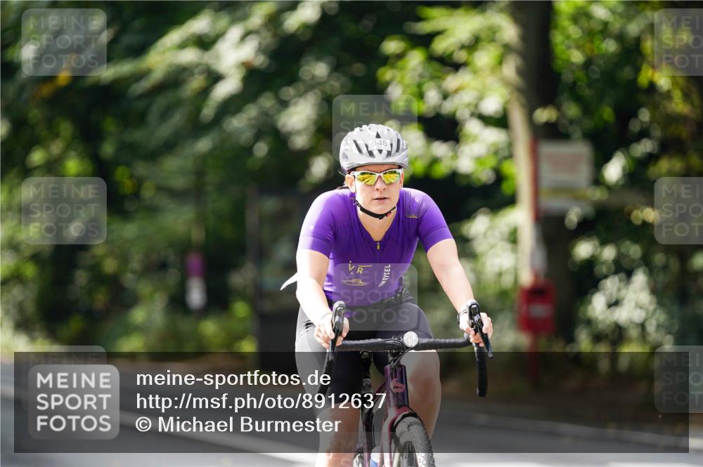 14.09.2025 - Stadtparktriathlon Michael Burmester http://msf.ph/oto/8912637 14.09.2025 11:40:47 Radfahren 857, 948, 966, 978, 1006, 1036, 1089, 1116 meine-sportfotos.de