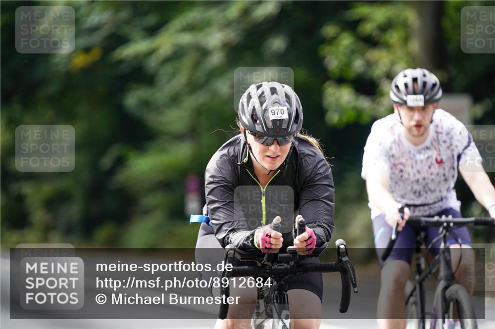 14.09.2025 - Stadtparktriathlon Michael Burmester http://msf.ph/oto/8912684 14.09.2025 11:41:58 Radfahren 936, 970, 974, 1015, 1061, 1068, 1082 meine-sportfotos.de