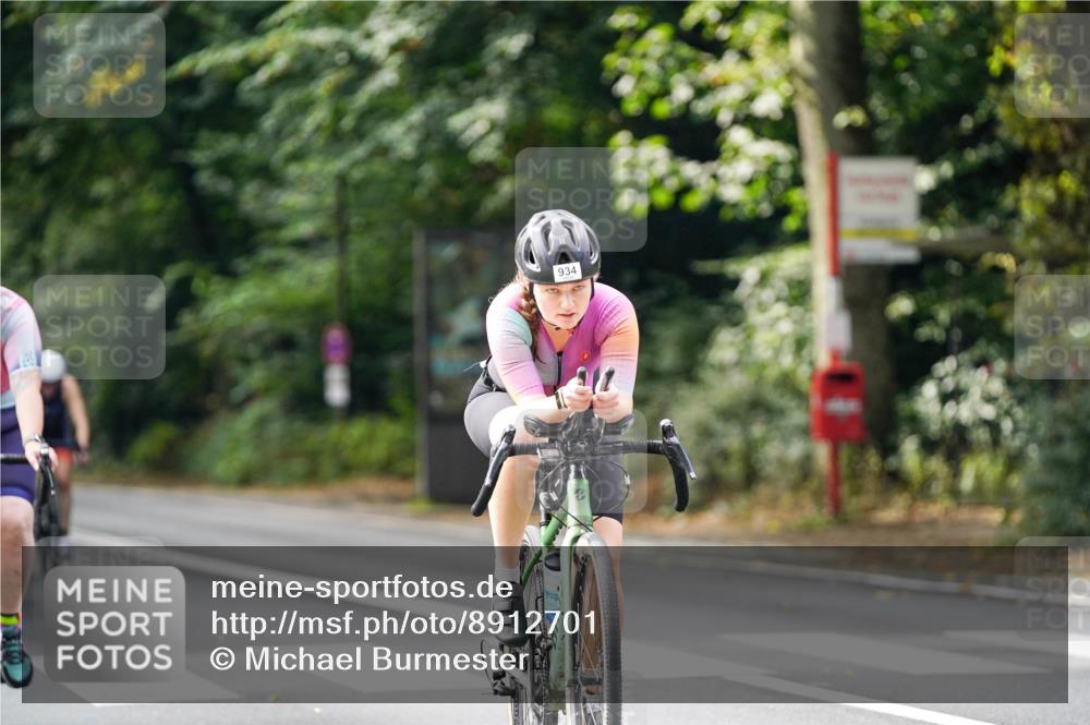 14.09.2025 - Stadtparktriathlon Michael Burmester http://msf.ph/oto/8912701 14.09.2025 11:42:25 Radfahren 934, 935, 962, 969, 979, 1011, 1012, 1023, 1066, 1084 meine-sportfotos.de