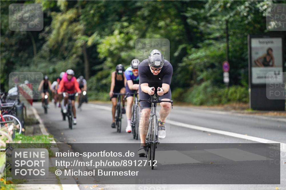 14.09.2025 - Stadtparktriathlon Michael Burmester http://msf.ph/oto/8912712 14.09.2025 11:42:33 Radfahren 993, 997, 1005, 1011, 1012, 1023, 1066, 1076, 1092, 1103 meine-sportfotos.de