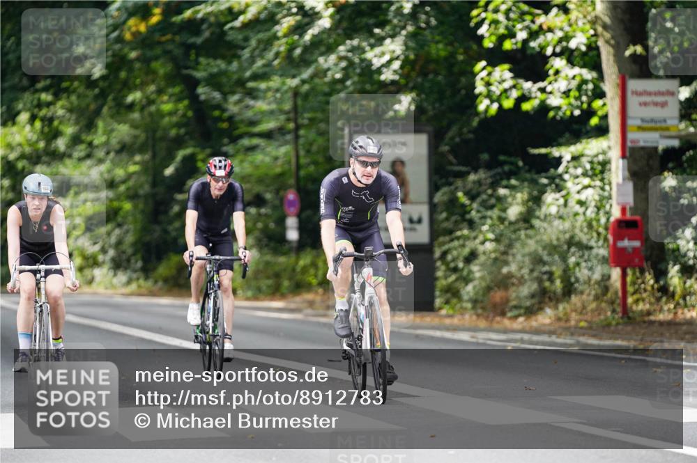14.09.2025 - Stadtparktriathlon Michael Burmester http://msf.ph/oto/8912783 14.09.2025 11:43:59 Radfahren 1020, 1081, 1083, 1101 meine-sportfotos.de