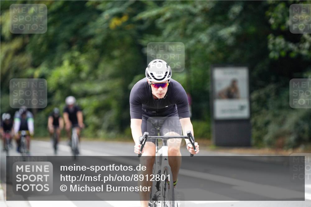 14.09.2025 - Stadtparktriathlon Michael Burmester http://msf.ph/oto/8912801 14.09.2025 11:44:24 Radfahren 931, 1009, 1026, 1040, 1051, 1085 meine-sportfotos.de