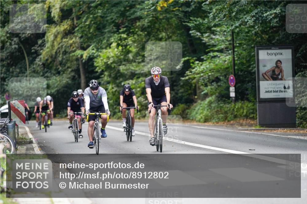 14.09.2025 - Stadtparktriathlon Michael Burmester http://msf.ph/oto/8912802 14.09.2025 11:44:25 Radfahren 931, 973, 1009, 1026, 1040, 1051, 1085 meine-sportfotos.de