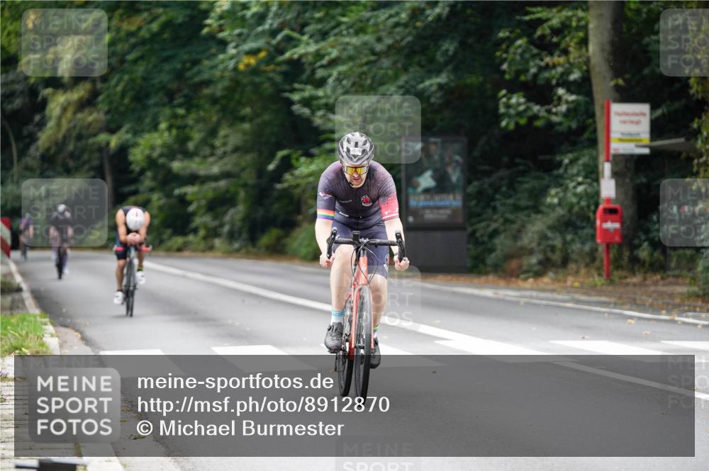 14.09.2025 - Stadtparktriathlon Michael Burmester http://msf.ph/oto/8912870 14.09.2025 11:46:11 Radfahren 1046, 1067, 1096, 1099 meine-sportfotos.de