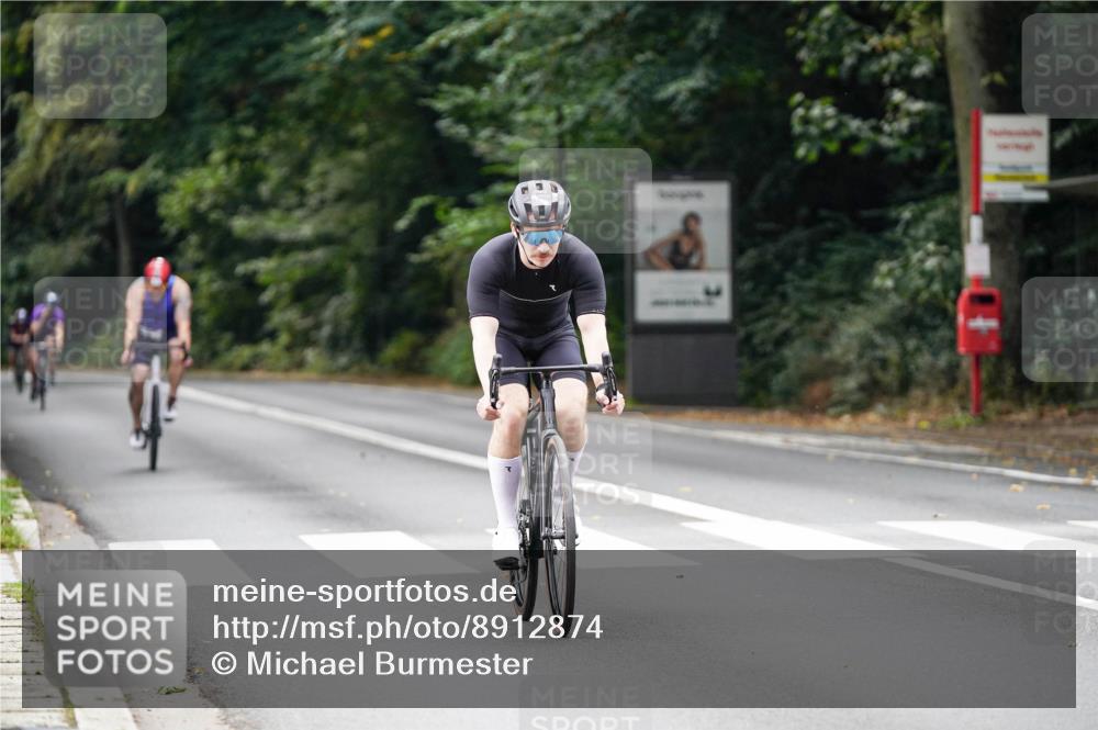 14.09.2025 - Stadtparktriathlon Michael Burmester http://msf.ph/oto/8912874 14.09.2025 11:46:16 Radfahren 943, 1046, 1067, 1096, 1099 meine-sportfotos.de
