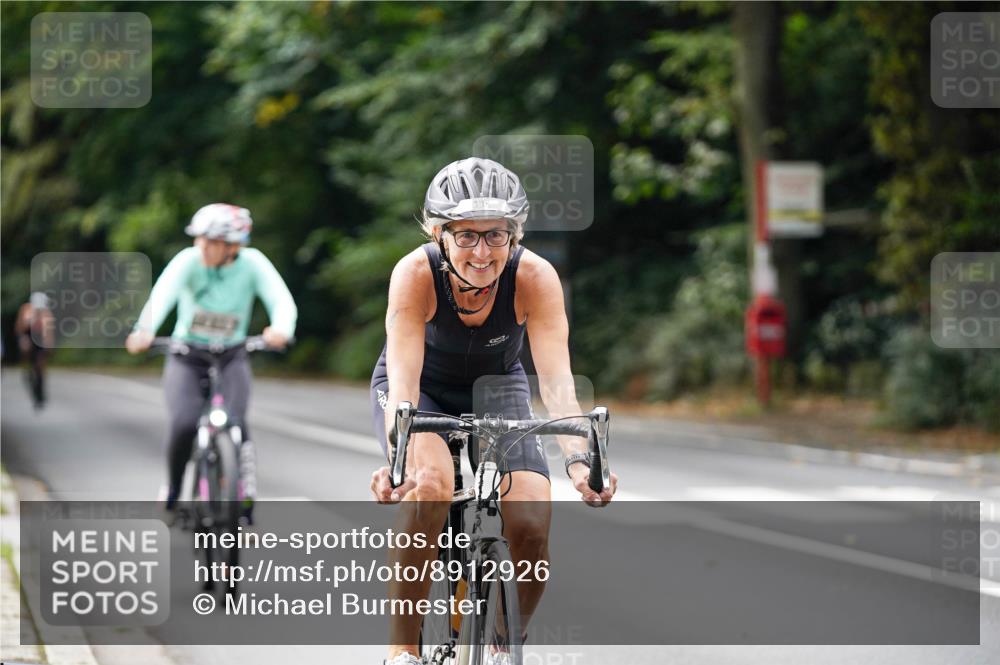 14.09.2025 - Stadtparktriathlon Michael Burmester http://msf.ph/oto/8912926 14.09.2025 11:47:16 Radfahren 998, 1016, 1036, 1060, 1091, 1095 meine-sportfotos.de