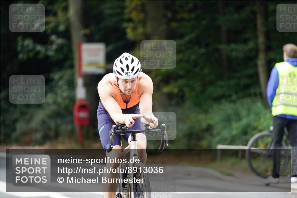 14.09.2025 - Stadtparktriathlon Michael Burmester http://msf.ph/oto/8913036 14.09.2025 11:50:10 Radfahren 935, 958, 969, 978, 1075, 1077, 1084, 1103, 1121 meine-sportfotos.de